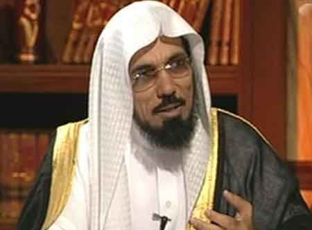 السعودية تأمر بسحب كتب سلمان العودة من المكتبات المدرسية