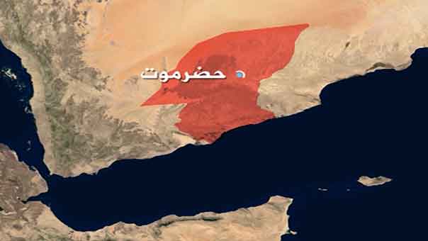 أهمُّ الموانئ النفطية في حضرموت تتحكم به القاعدة وتحذيراتٌ من توقف إنْتَاج النفط