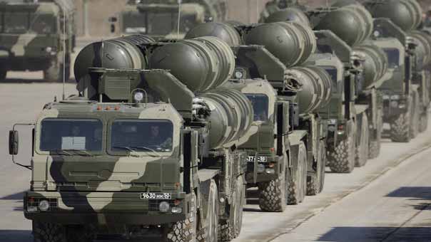 إيران تتسلم الدفعة الأولى من منظومة صواريخ اس 300 الروسية