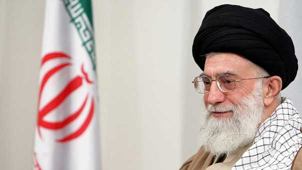 الإمام الخامنئي: أميركا لا تلتزم بتنفيذ تعهداتها حول الاتفاق النووي بالشكل المطلوب