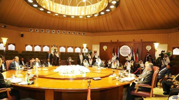 وفد الرياض يستمر في تعطيل مفاوضات اليمن وينسحب من الجلسة الصباحية