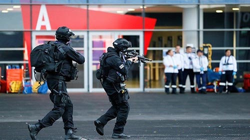 فرنسا تجري محاكاة لهجمات إرهابية.. وواشنطن تحذر رعاياها من زيارة أوروبا