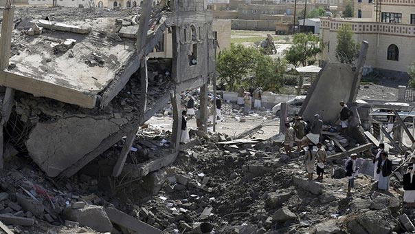 &rsquo;رايتس ووتش&rsquo;: العدوان السعودي على اليمن استهدف مواقع اقتصادية مدنية.. وغاراته ترتقي الى &rsquo;جرائم حرب&rsquo;