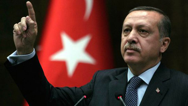 أردوغان يتهم الغرب بدعم الإرهاب والانقلابيين