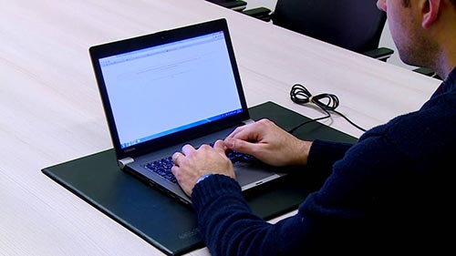الحكومة البحرينية تتولى بنفسها السيطرة على الإنترنت عبر نظام مركزي لحجب المواقع