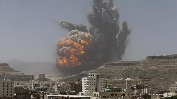 اليمن: 30 شهيداً وجريحاً في مجزرة جديدة يرتكبها العدوان السعودي  في الحديدة