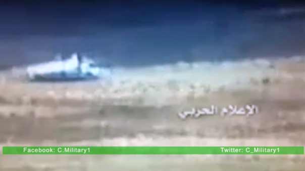 بالفيديو: مجاهدو المقاومة الإسلامية يستهدفون شاحنة كبيرة ﻹرهابيي جبهة النصرة عند تلة القنزح في جرود عرسال بصاروخ موجه 