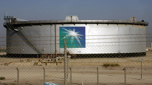 السعودية تعتزم تسييل 49 % من أسهم &rsquo;أرامكو&rsquo; واستثمار العوائد من قبل صندوق الاستثمارات العامة