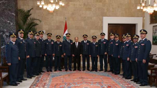 الرئيس عون خلال استقباله قائد الجيش ورؤساء الاجهزة الامنية: أنتم اساس هذا الوطن ورمز الطمأنينة والاستقرار