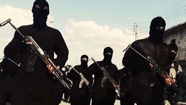 الاستخبارات الإيطالية: قيادي من &rsquo;داعش&rsquo; و400 من مسلحيه تسللوا إلى أوروبا