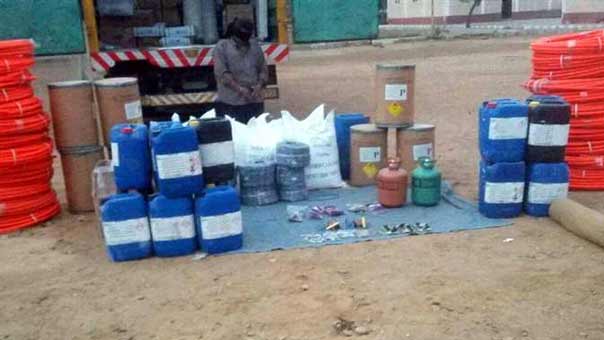 القوات المصرية تضبط مواد كيميائية خطرة خلال تهريبها إلى وسط سيناء