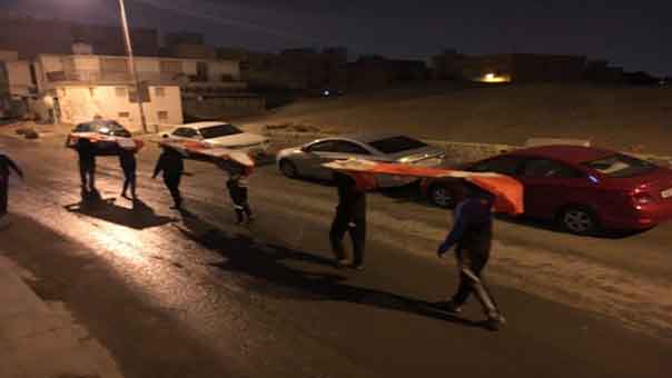 البحرين: آلاف الغاضبين يتظاهرون في مسيرات تشييع رمزية لشهداء الحرية