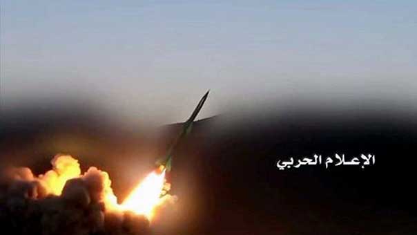 القوة الصاروخية اليمنية تطلق صاروخا باليستيا على مطار أبها الإقليمي بعسير
