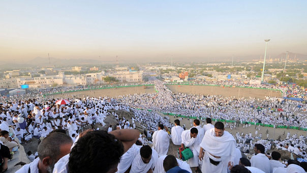 السعودية تضيق على المسلمين الراغبين بالحج في الدول المجاورة قبل موسم الحج