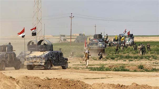 الجيش السوري يدخل بلدة السخنة الاستراتيجية في عمق البادية