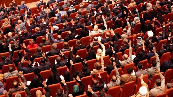 البرلمان العراقي يدمج الانتخابات المحلية بالنيابية