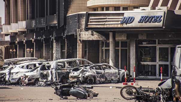ثلاث ضحايا لبنانيين في اعتداء على مطعم في بوركينافاسو