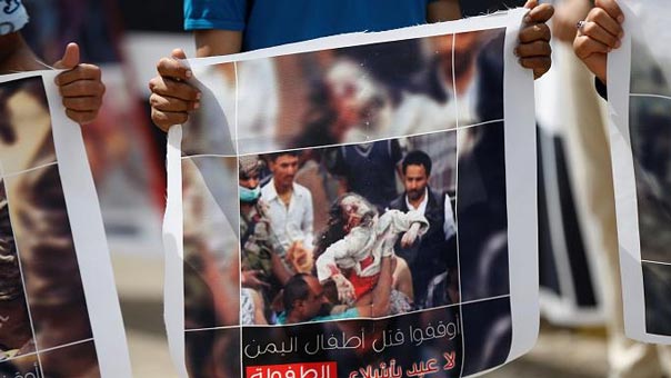 &rsquo;هيومن رايتس ووتش&rsquo;: التحالف السعودي يواصل ارتكاب جرائم حرب ويجب إعادته إلى قائمة العار