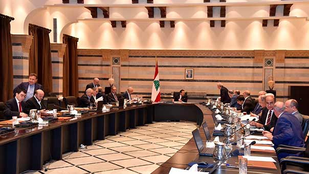 مجلس الوزراء أقر البطاقة البيومترية وآلية تسجيل المغتربين للمشاركة في الانتخابات وعلى جلسة خاصة لبحث الوضع التربوي