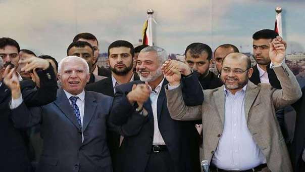  الصحف المصرية: اتفاق &rsquo;حماس&rsquo; و&rsquo;فتح&rsquo; يعلن اليوم .. والقاهرة تعلن انتهاء حالة الطوارئ