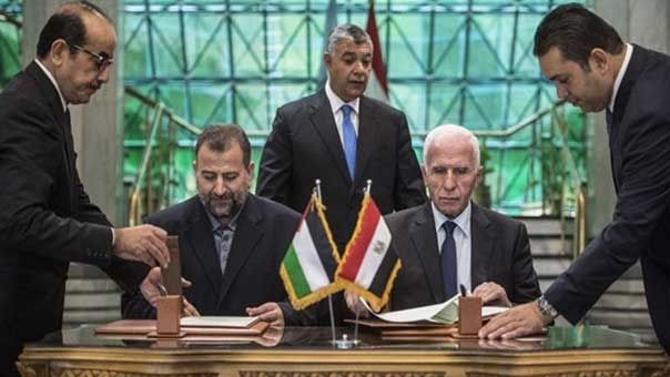 &rsquo;فتح&rsquo; و&rsquo;حماس&rsquo; وقّعتا اتفاق المصالحة وسط ردود فعل فلسطينية مرحّبة 

