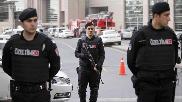 تمديد سجن رئيس منظمة &rsquo;العفو الدولية&rsquo; في تركيا