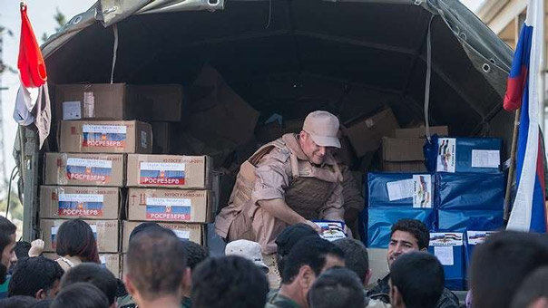 إيصال 147 طنا من المساعدات الإنسانية إلى درعا بضمان الجيش السوري