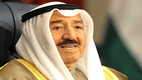 أمير الكويت يحذّر من خطورة أوضاع الخليج
