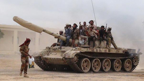  الجيش اليمني واللجان يقضون على العشرات من المرتزقة في نعم وتعز ومأرب