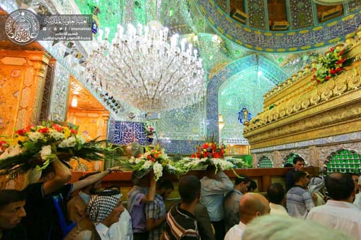 بالصور.. هكذا احتفل عشاق الإمام علي (ع) بعيد الغدير عند مقامه في النجف الأشرف