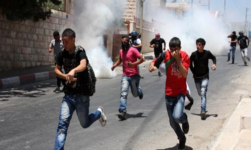 استشهاد فلسطيني بدم بارد على يد المستوطنين وتصاعد للتوتر في الضفة الغربية