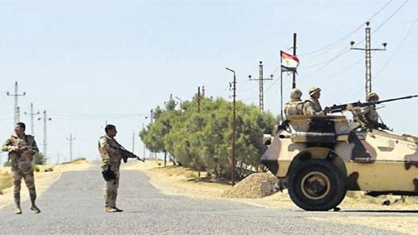 استشهاد ثمانية مدنيين بينهم طفل برصاص مسلحين في شمال سيناء