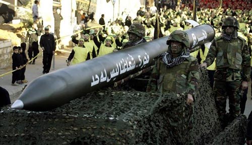 &rsquo;والاه&rsquo;: لماذا يواصل حزب الله تخزين المزيد من الصواريخ الدقيقة؟