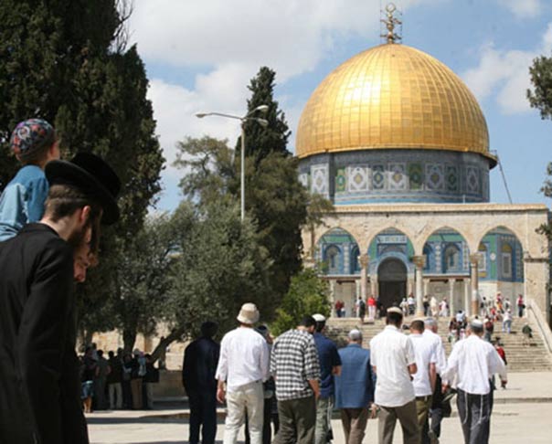 شهيد برصاص الاحتلال شمالي القدس.. والعدو يفجر منزل مقاوم في نابلس
