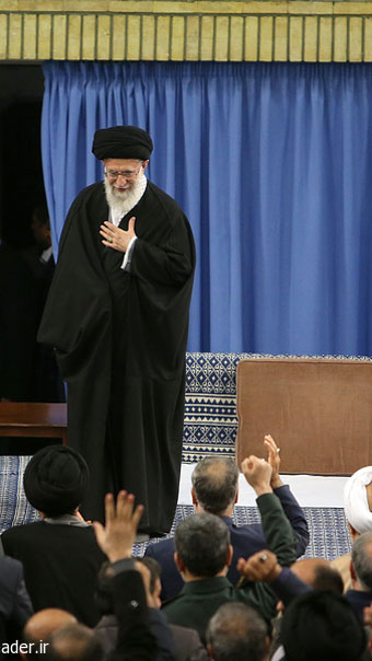 الإمام الخامنئي: هدف الاعداء افتعال حرب بين المسلمين