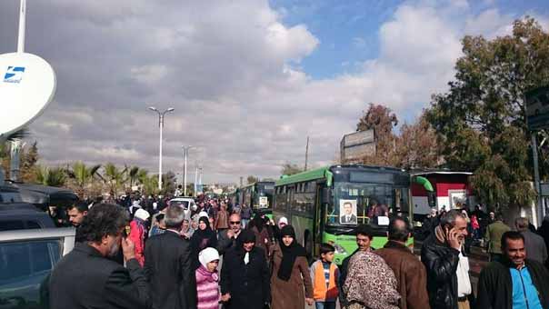 عودة مئات النازحين إلى منازلهم في الحيين الغربي والشرقي من منطقة &rsquo;القدم&rsquo; جنوبي دمشق