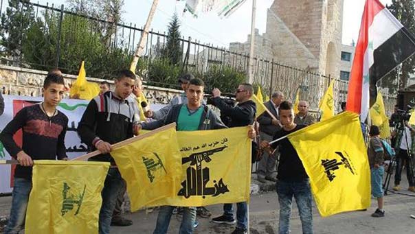 مسيرة جماهيرية في بيت لحم رفضا لإدراج حزب الله على قائمة الإرهاب

