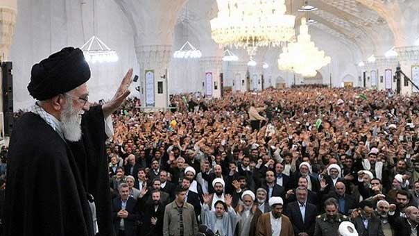 الامام الخامنئي: أميركا تريد من كل من يتصالح معها أن يرضخ لها  