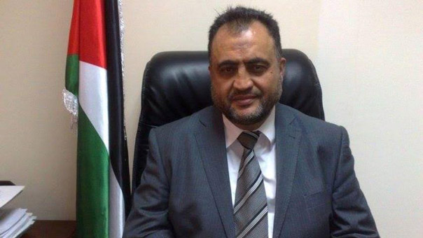 الاحتلال يعتقل وزيراً سابقاً وقيادياً ’حمساوياً’ خلال مداهمات بالضفة.. وهدم منزل في القدس بذريعة عدم الترخيص