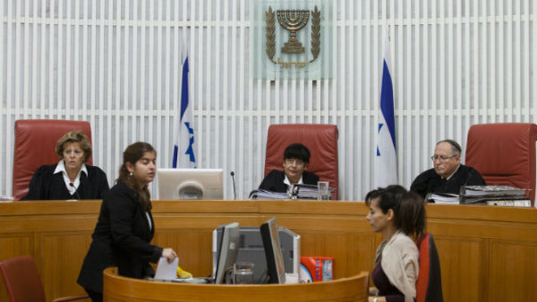 المحاكم ’الإسرائيلية’:عقوبة الاعدام ستسري فقط على الفلسطينيين