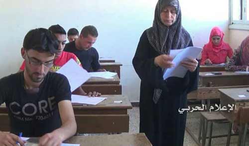 بالصور: الطلاب ببلدتي الفوعة وكفريا في ريف ادلب الشمالي يجرون  امتحانات شهادة الثانوية العامة تحت القصف