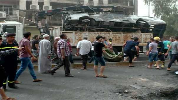 تفجير انتحاري يحصد أكثر من  167 شهيدًا  و200 جريح في بغداد.. والعبادي يتوعد الإرهابيين بالقصاص