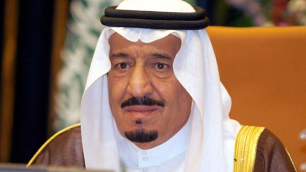 سلمان يغادر السعودية في &rsquo;إجازة خاصة&rsquo; إلى المغرب.. ويكلف ولي العهد بإدارة شؤون الدولة