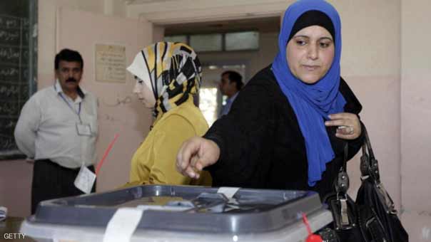 فتح صناديق الاقتراع في الانتخابات التشريعية الأردنية