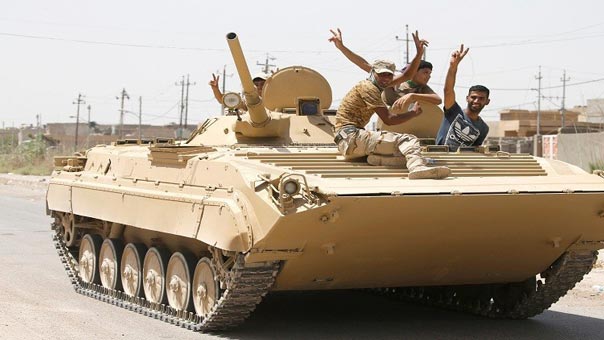 الجيش العراقي يطوق قضاء الشرقاط ويفصله عن الموصل