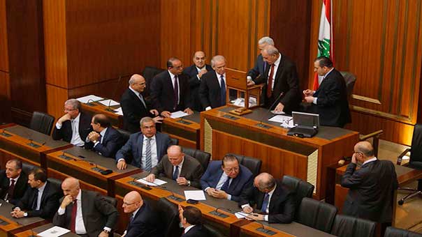 بري يرجىء جلسة انتخاب الرئيس الى 31 تشرين الاول:التفاهمات المعبر للحل الذي يبدأ بالرئاسة
