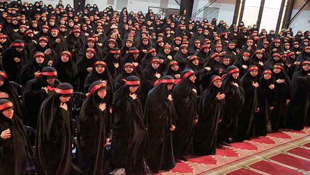 حزب الله أعلن انطلاق مراسم احياء عاشوراء باحتفال في مجمع سيد الشهداء