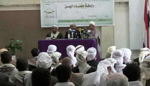 علماء اليمن: أكاذيب الاعلام عن استهداف مكة محاولة من العدوان السعودي للتغطية على جرائمه الكبرى