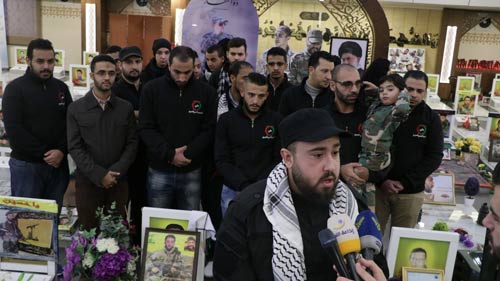 وفد من الشباب القومي العربي يزور ضريح الشهيد القائد الحاج عماد مغنية