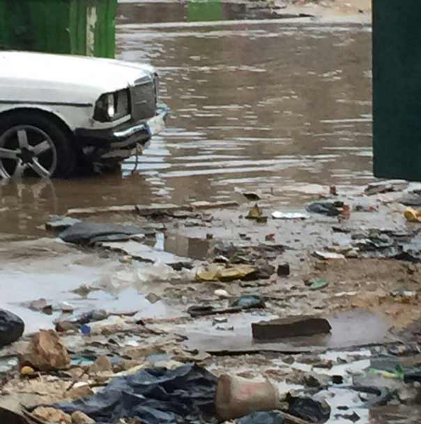 بالصور..الامطار في طرابلس تحوّلت الى نقمة.. والفيضانات أغلقت شوارع المدينة